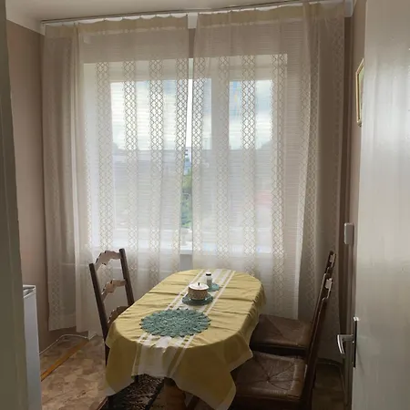 Jalaka, 2-bedroom - 1 Big Bed - 2 Single Bed Apartament *