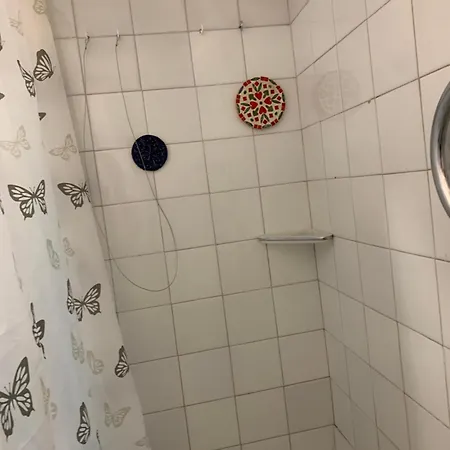 Apartament Jalaka, 2-bedroom - 1 Big Bed - 2 Single Bed Tartu