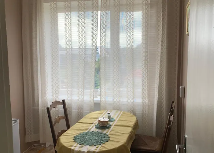 Jalaka, 2-bedroom - 1 Big Bed - 2 Single Bed Apartament *